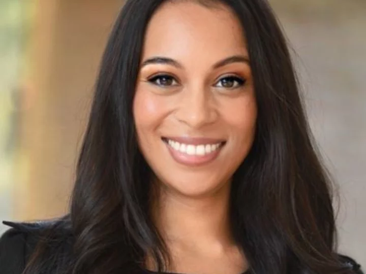 Lesley Chacon, Senior Financial Analyst