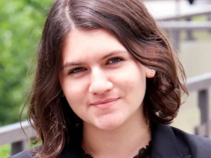 Simone Robbennolt, Associate