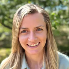 Callahan McKenzie, Senior Accountant