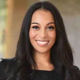 Lesley Chacon, Senior Financial Analyst